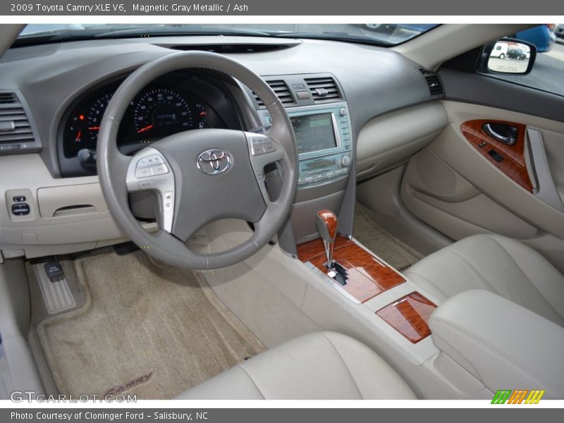 Magnetic Gray Metallic / Ash 2009 Toyota Camry XLE V6