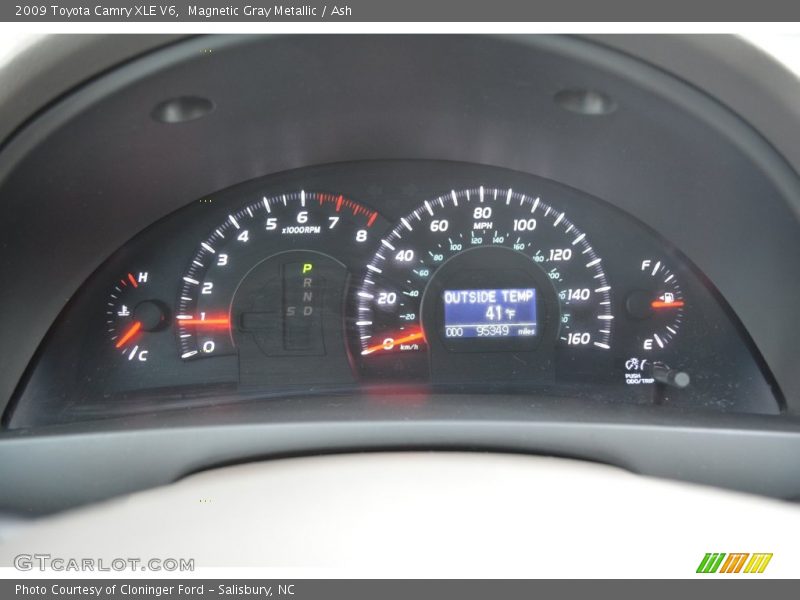 Magnetic Gray Metallic / Ash 2009 Toyota Camry XLE V6