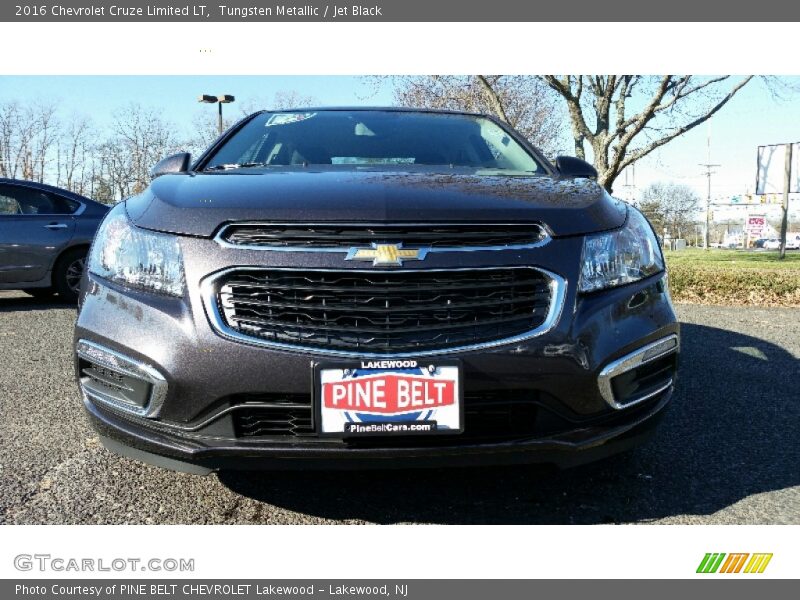 Tungsten Metallic / Jet Black 2016 Chevrolet Cruze Limited LT