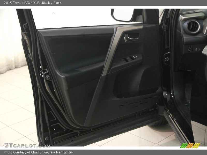 Black / Black 2015 Toyota RAV4 XLE