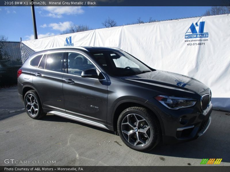 Mineral Grey Metallic / Black 2016 BMW X1 xDrive28i