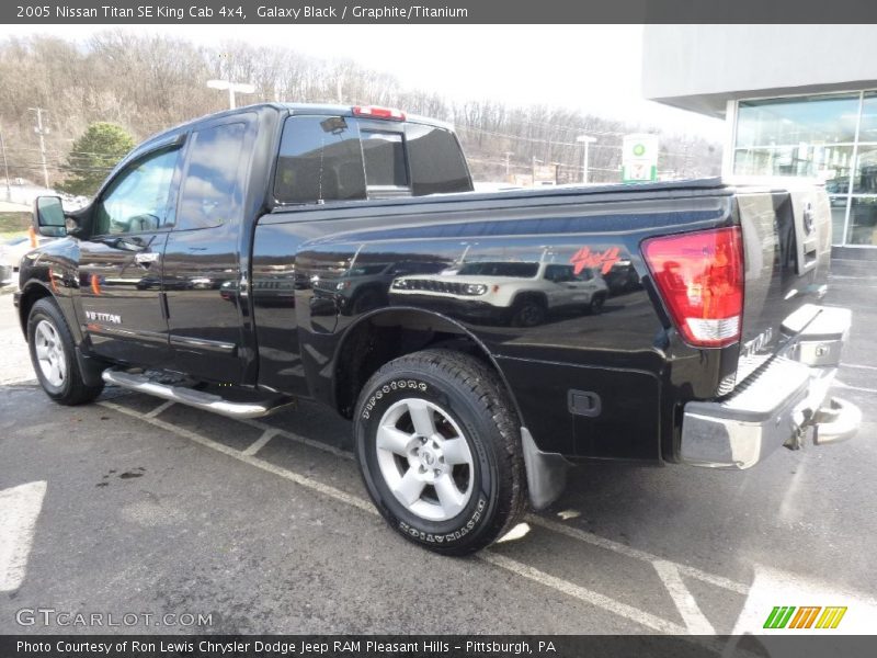 Galaxy Black / Graphite/Titanium 2005 Nissan Titan SE King Cab 4x4