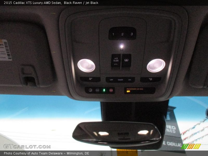 Black Raven / Jet Black 2015 Cadillac XTS Luxury AWD Sedan