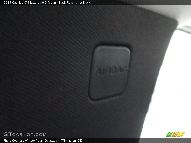 Black Raven / Jet Black 2015 Cadillac XTS Luxury AWD Sedan