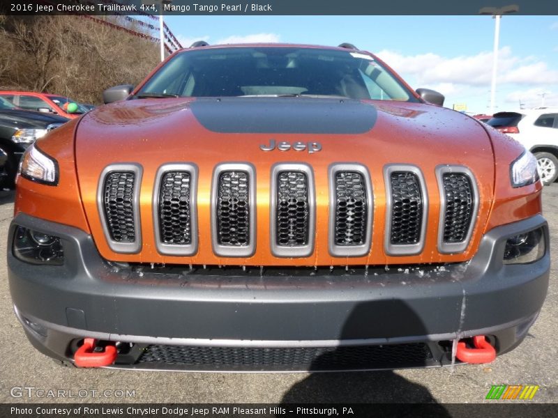 Mango Tango Pearl / Black 2016 Jeep Cherokee Trailhawk 4x4