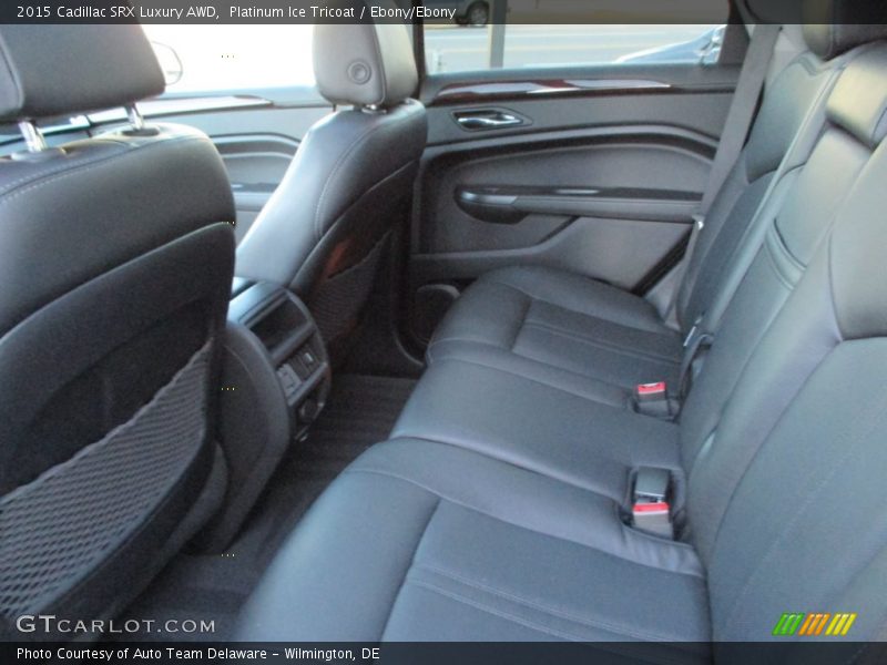 Platinum Ice Tricoat / Ebony/Ebony 2015 Cadillac SRX Luxury AWD