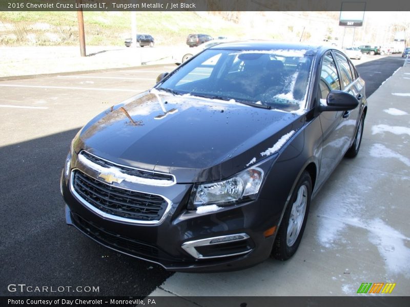 Tungsten Metallic / Jet Black 2016 Chevrolet Cruze Limited LT