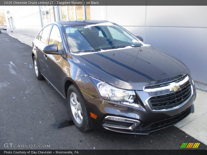 Tungsten Metallic / Jet Black 2016 Chevrolet Cruze Limited LT