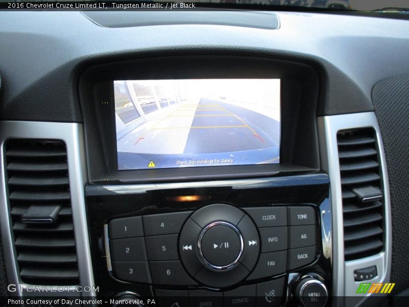 Tungsten Metallic / Jet Black 2016 Chevrolet Cruze Limited LT