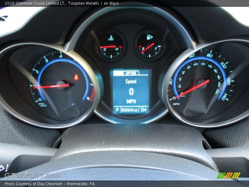 Tungsten Metallic / Jet Black 2016 Chevrolet Cruze Limited LT