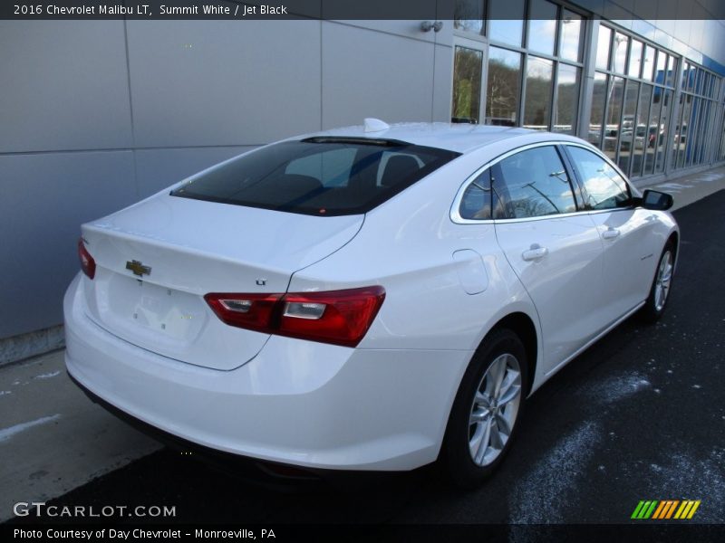Summit White / Jet Black 2016 Chevrolet Malibu LT