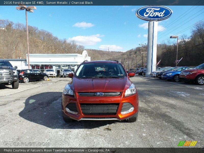 Sunset Metallic / Charcoal Black 2016 Ford Escape SE 4WD