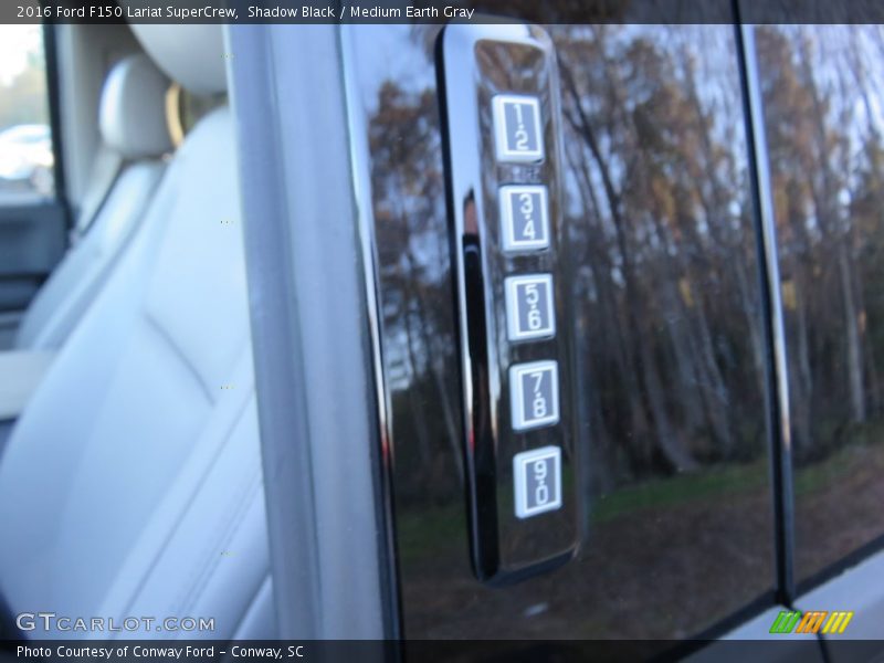 Shadow Black / Medium Earth Gray 2016 Ford F150 Lariat SuperCrew