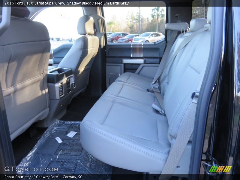 Shadow Black / Medium Earth Gray 2016 Ford F150 Lariat SuperCrew
