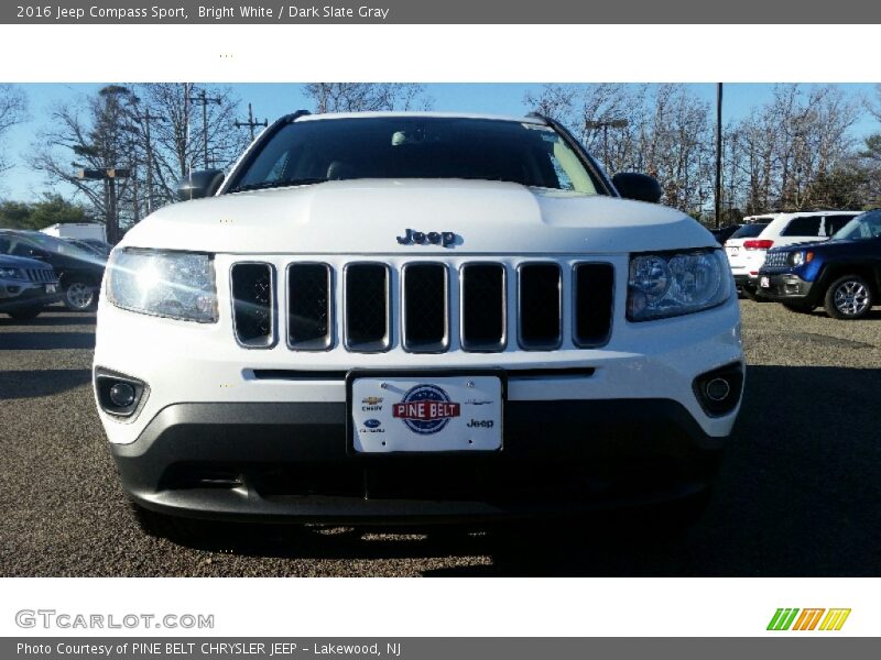 Bright White / Dark Slate Gray 2016 Jeep Compass Sport