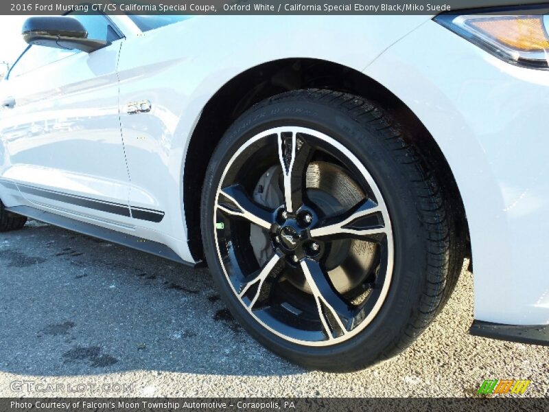 Oxford White / California Special Ebony Black/Miko Suede 2016 Ford Mustang GT/CS California Special Coupe