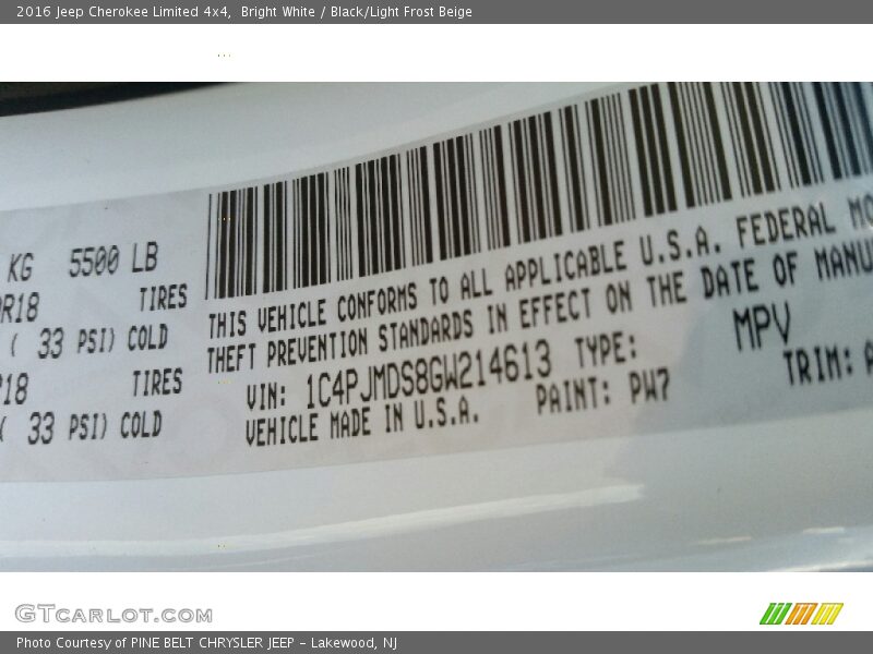 Bright White / Black/Light Frost Beige 2016 Jeep Cherokee Limited 4x4