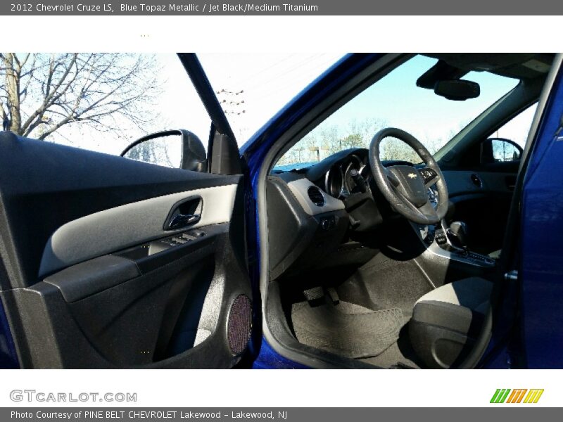 Blue Topaz Metallic / Jet Black/Medium Titanium 2012 Chevrolet Cruze LS