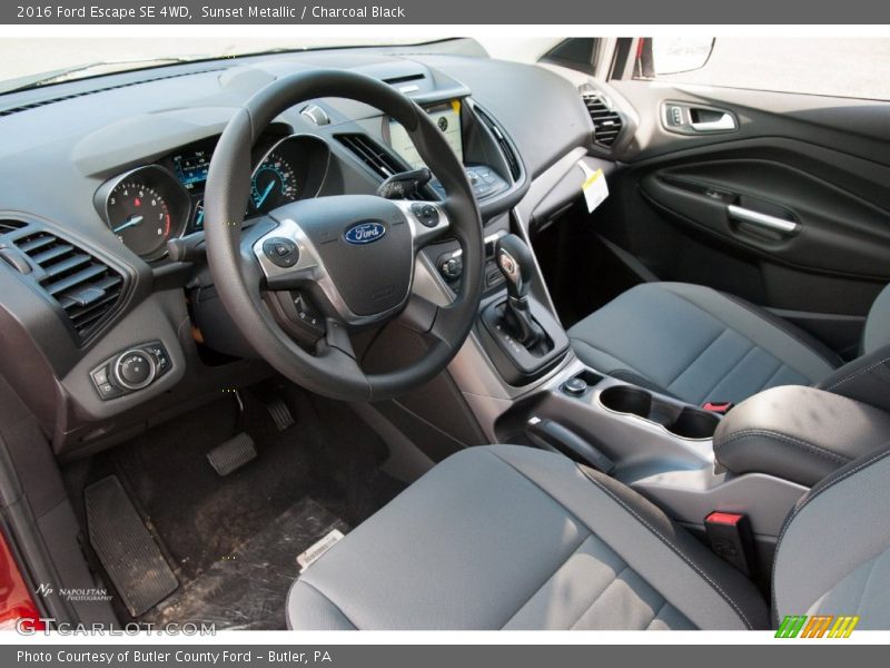 Sunset Metallic / Charcoal Black 2016 Ford Escape SE 4WD