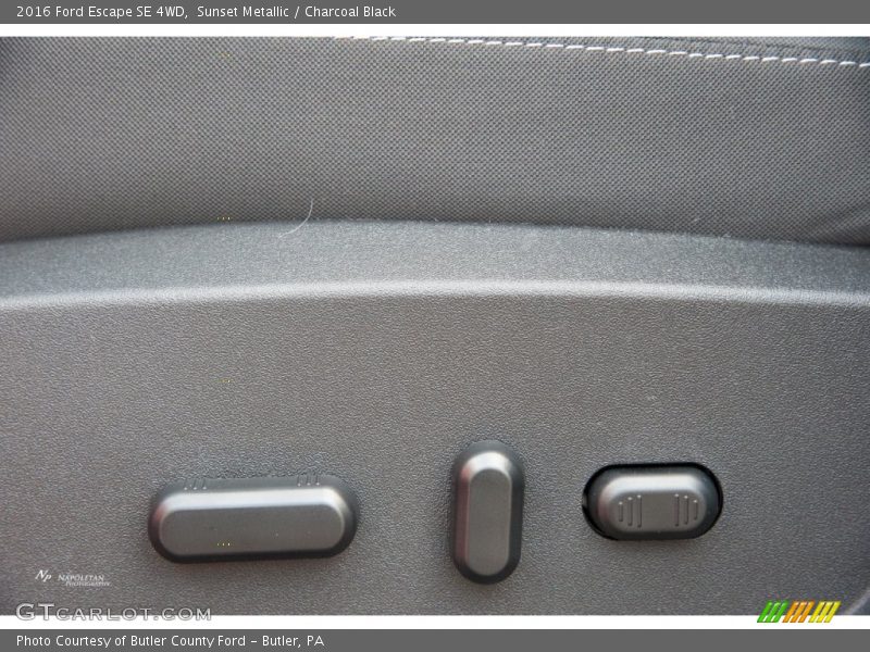 Sunset Metallic / Charcoal Black 2016 Ford Escape SE 4WD