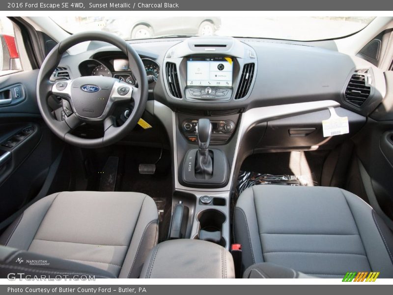 Sunset Metallic / Charcoal Black 2016 Ford Escape SE 4WD
