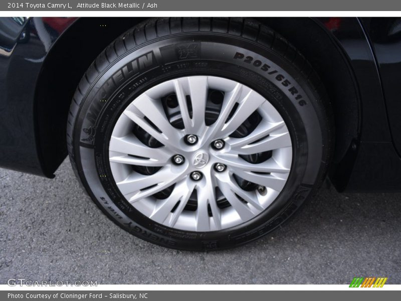 Attitude Black Metallic / Ash 2014 Toyota Camry L