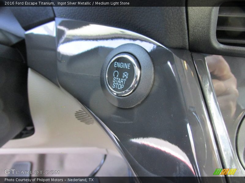 Ingot Silver Metallic / Medium Light Stone 2016 Ford Escape Titanium