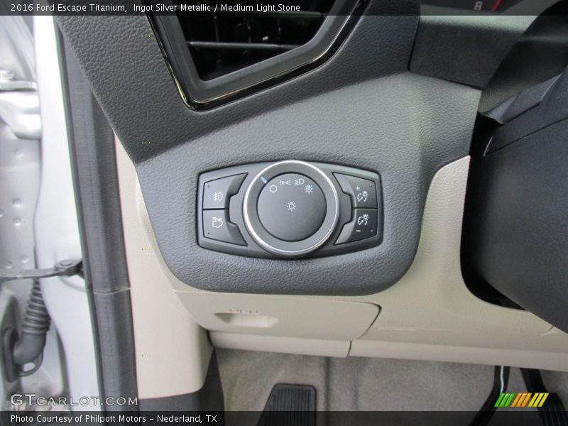 Ingot Silver Metallic / Medium Light Stone 2016 Ford Escape Titanium