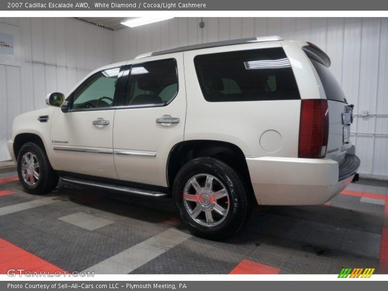 White Diamond / Cocoa/Light Cashmere 2007 Cadillac Escalade AWD