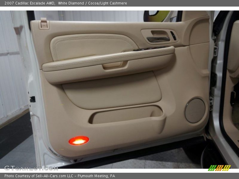 White Diamond / Cocoa/Light Cashmere 2007 Cadillac Escalade AWD