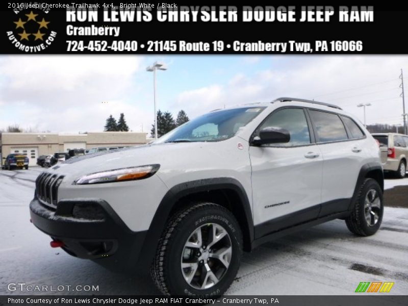 Bright White / Black 2016 Jeep Cherokee Trailhawk 4x4