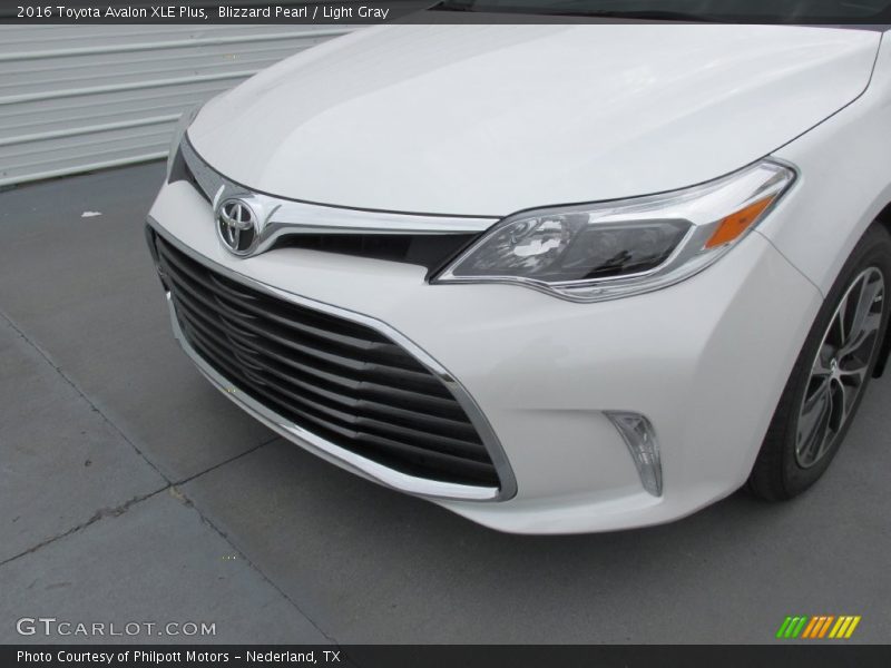 Blizzard Pearl / Light Gray 2016 Toyota Avalon XLE Plus