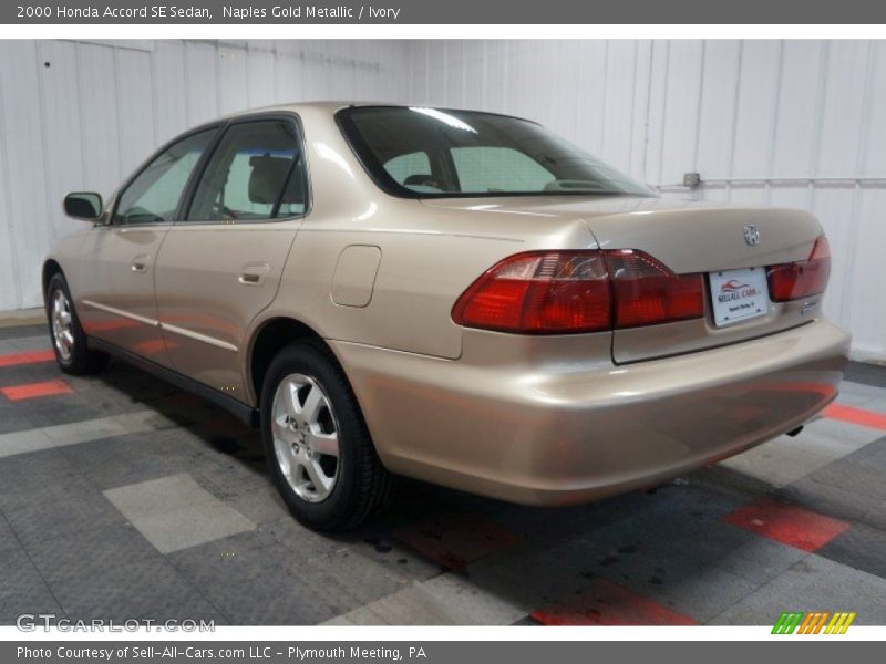 Naples Gold Metallic / Ivory 2000 Honda Accord SE Sedan