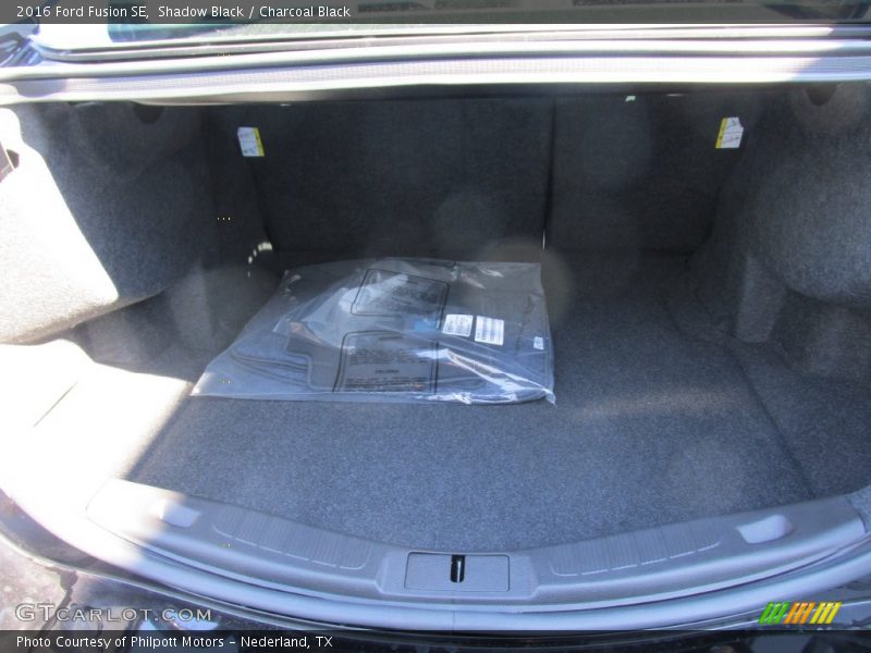 Shadow Black / Charcoal Black 2016 Ford Fusion SE