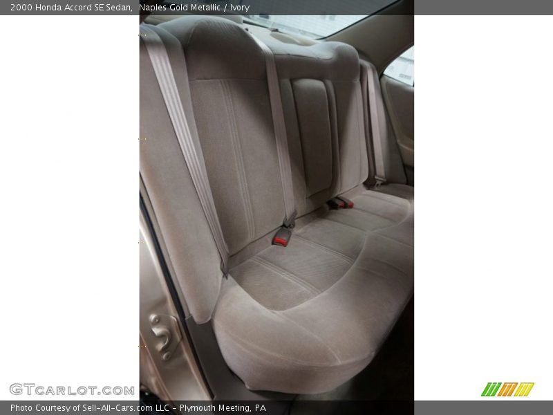 Naples Gold Metallic / Ivory 2000 Honda Accord SE Sedan