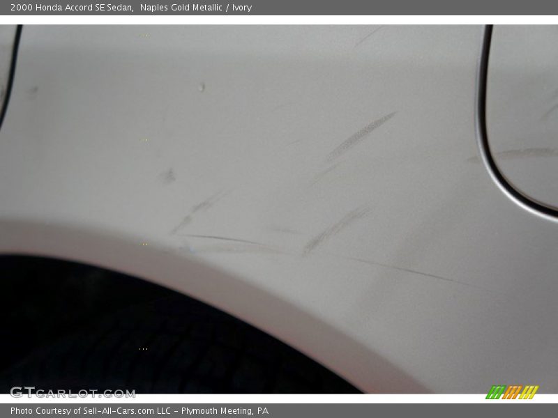 Naples Gold Metallic / Ivory 2000 Honda Accord SE Sedan
