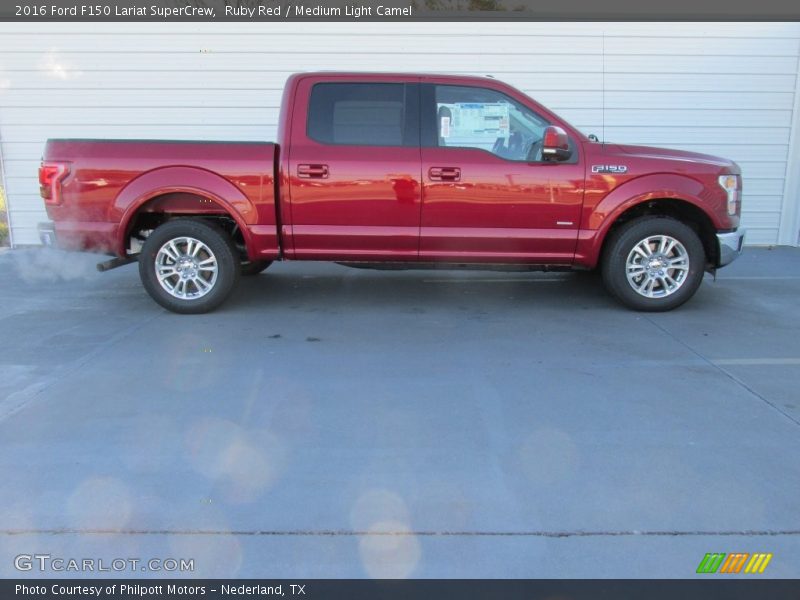 Ruby Red / Medium Light Camel 2016 Ford F150 Lariat SuperCrew