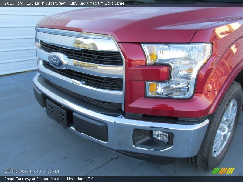 Ruby Red / Medium Light Camel 2016 Ford F150 Lariat SuperCrew