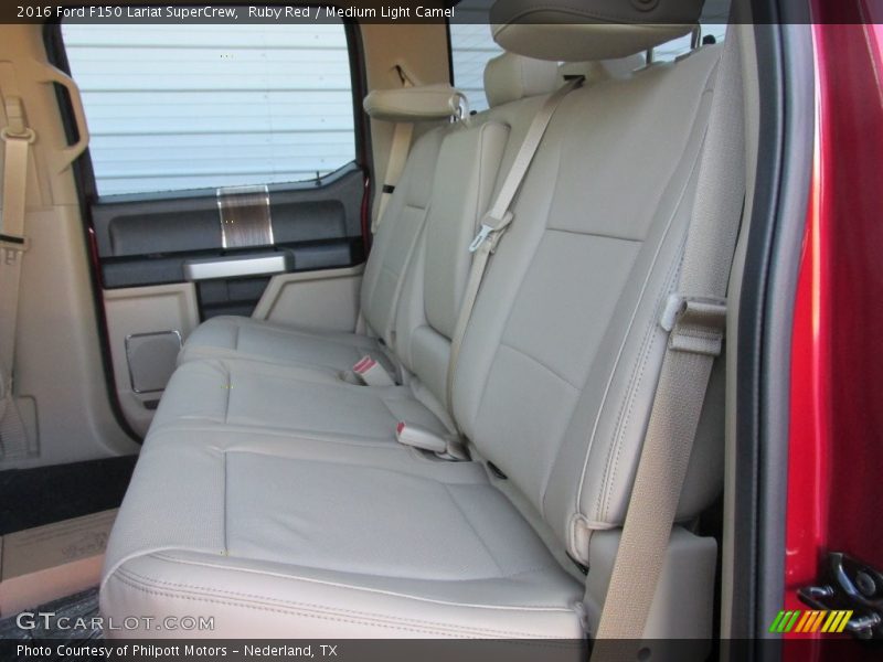 Ruby Red / Medium Light Camel 2016 Ford F150 Lariat SuperCrew