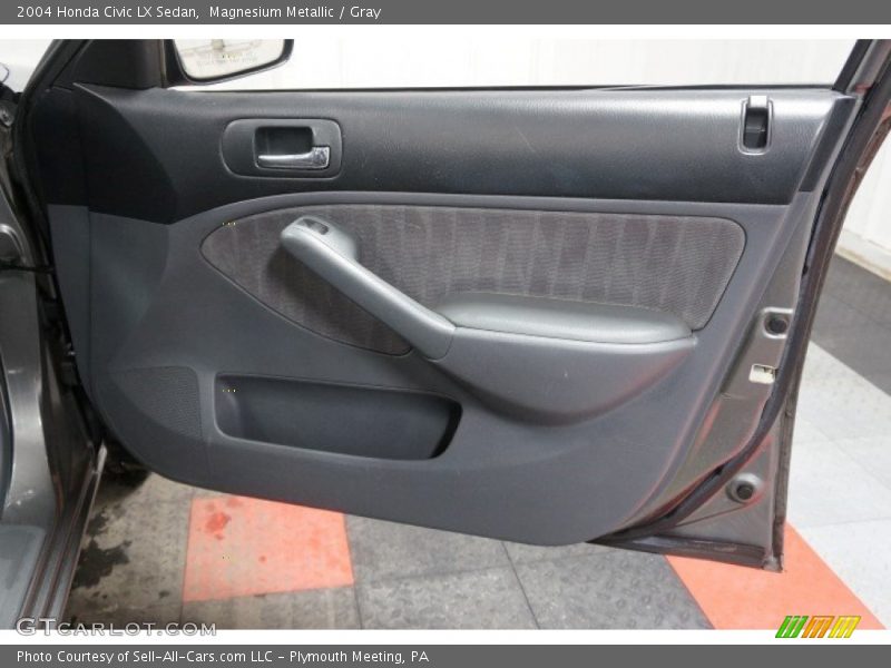 Magnesium Metallic / Gray 2004 Honda Civic LX Sedan