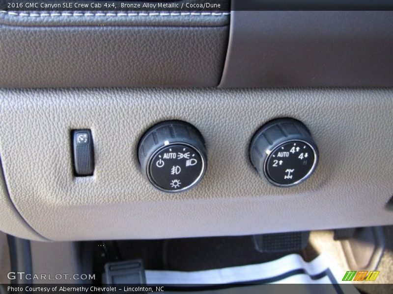 Bronze Alloy Metallic / Cocoa/Dune 2016 GMC Canyon SLE Crew Cab 4x4