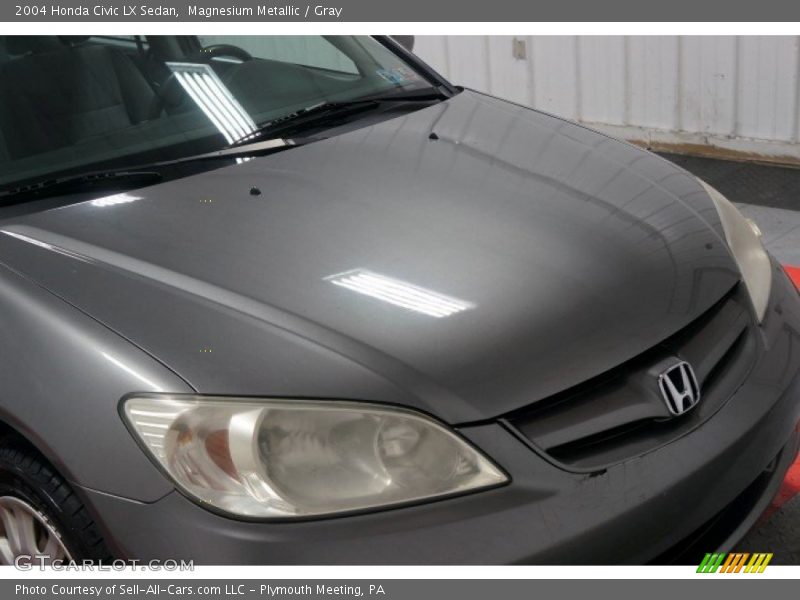 Magnesium Metallic / Gray 2004 Honda Civic LX Sedan
