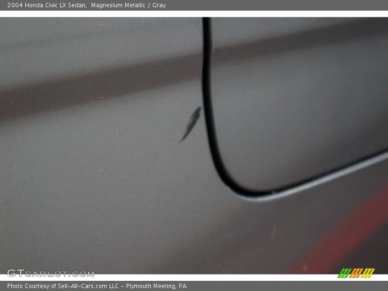 Magnesium Metallic / Gray 2004 Honda Civic LX Sedan