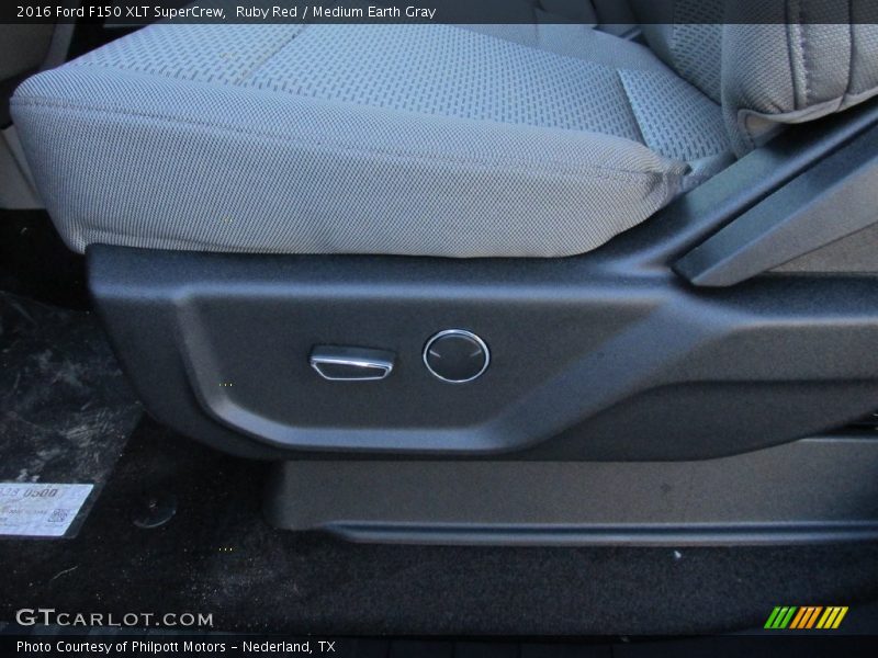 Ruby Red / Medium Earth Gray 2016 Ford F150 XLT SuperCrew