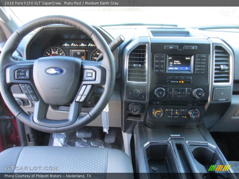 Ruby Red / Medium Earth Gray 2016 Ford F150 XLT SuperCrew