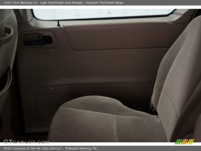 Light Parchment Gold Metallic / Medium Parchment Beige 2002 Ford Windstar LX