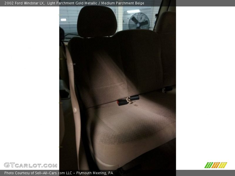 Light Parchment Gold Metallic / Medium Parchment Beige 2002 Ford Windstar LX