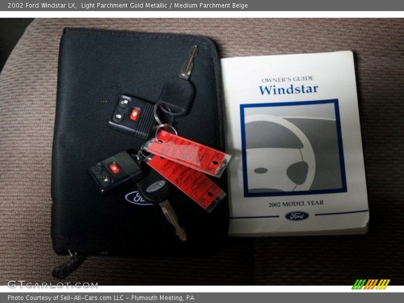 Light Parchment Gold Metallic / Medium Parchment Beige 2002 Ford Windstar LX