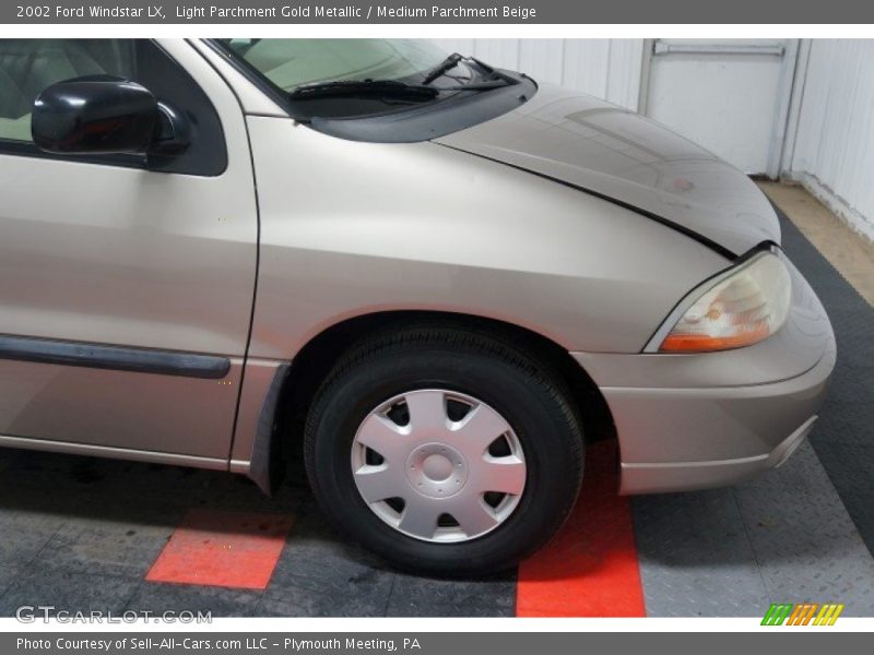 Light Parchment Gold Metallic / Medium Parchment Beige 2002 Ford Windstar LX