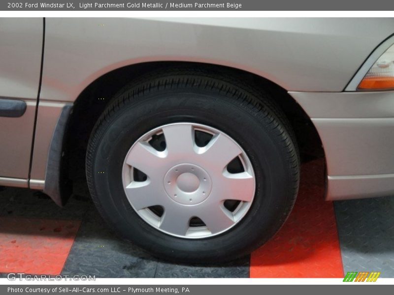 Light Parchment Gold Metallic / Medium Parchment Beige 2002 Ford Windstar LX